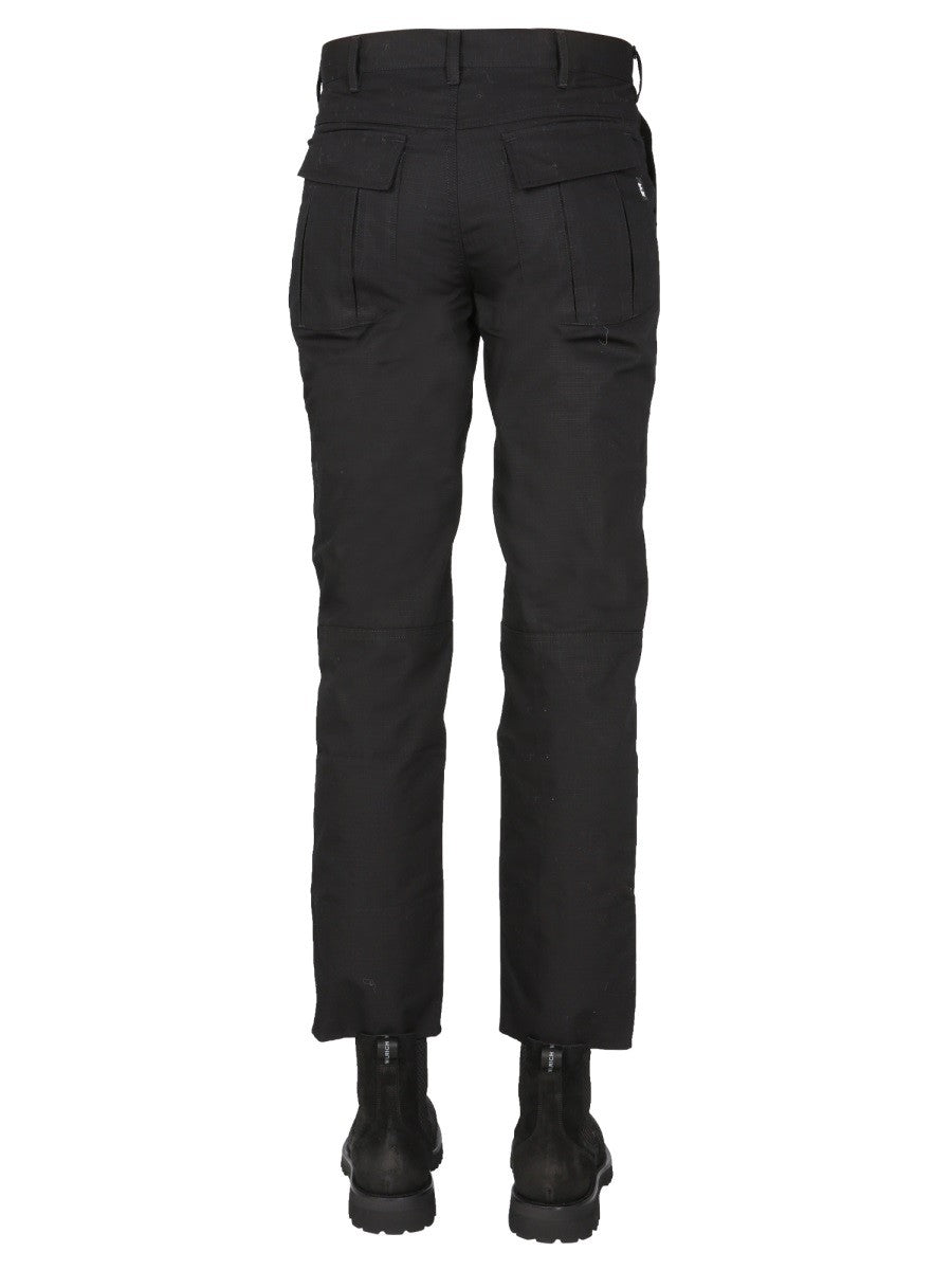 PANTS WITH LOGO BUTTON | Basement 88