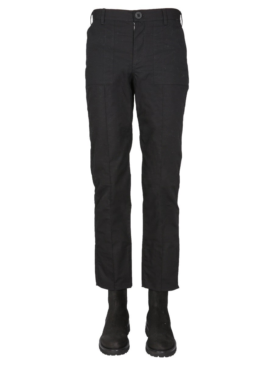 PANTS WITH LOGO BUTTON | Basement 88