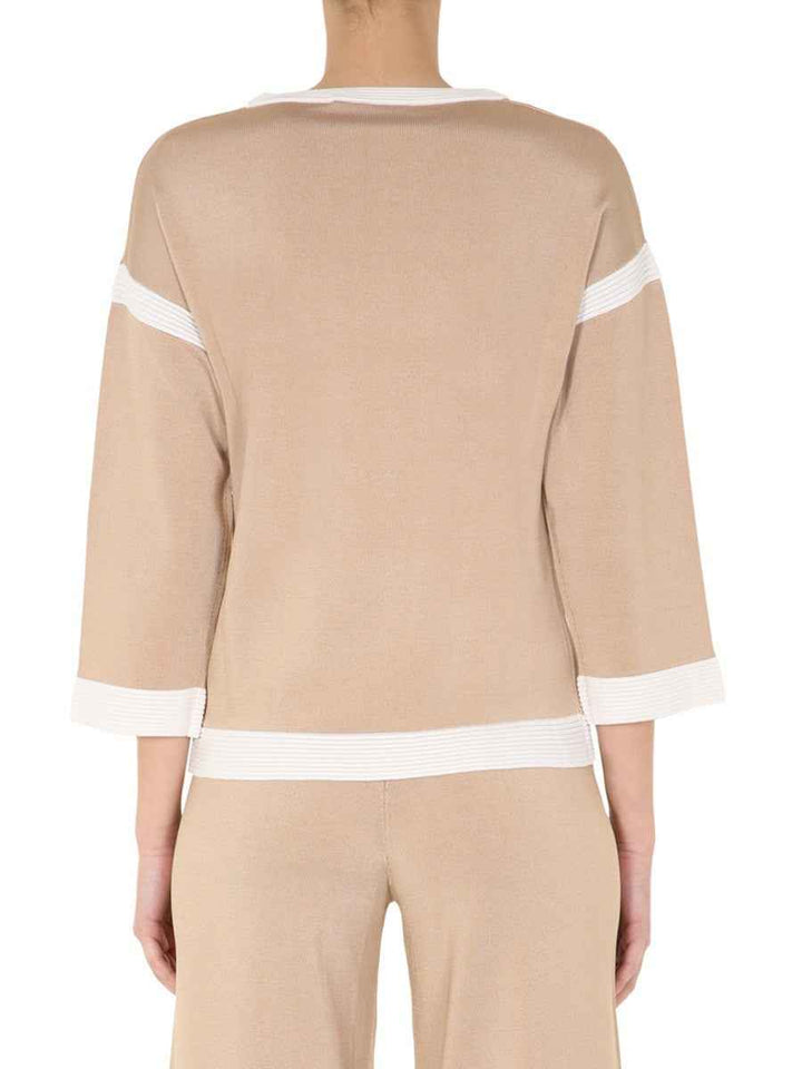 ROUND NECK SWEATER