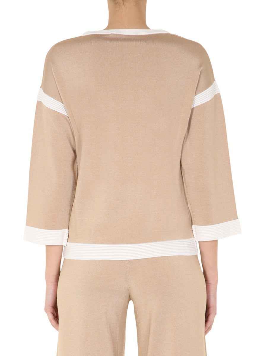 ROUND NECK SWEATER