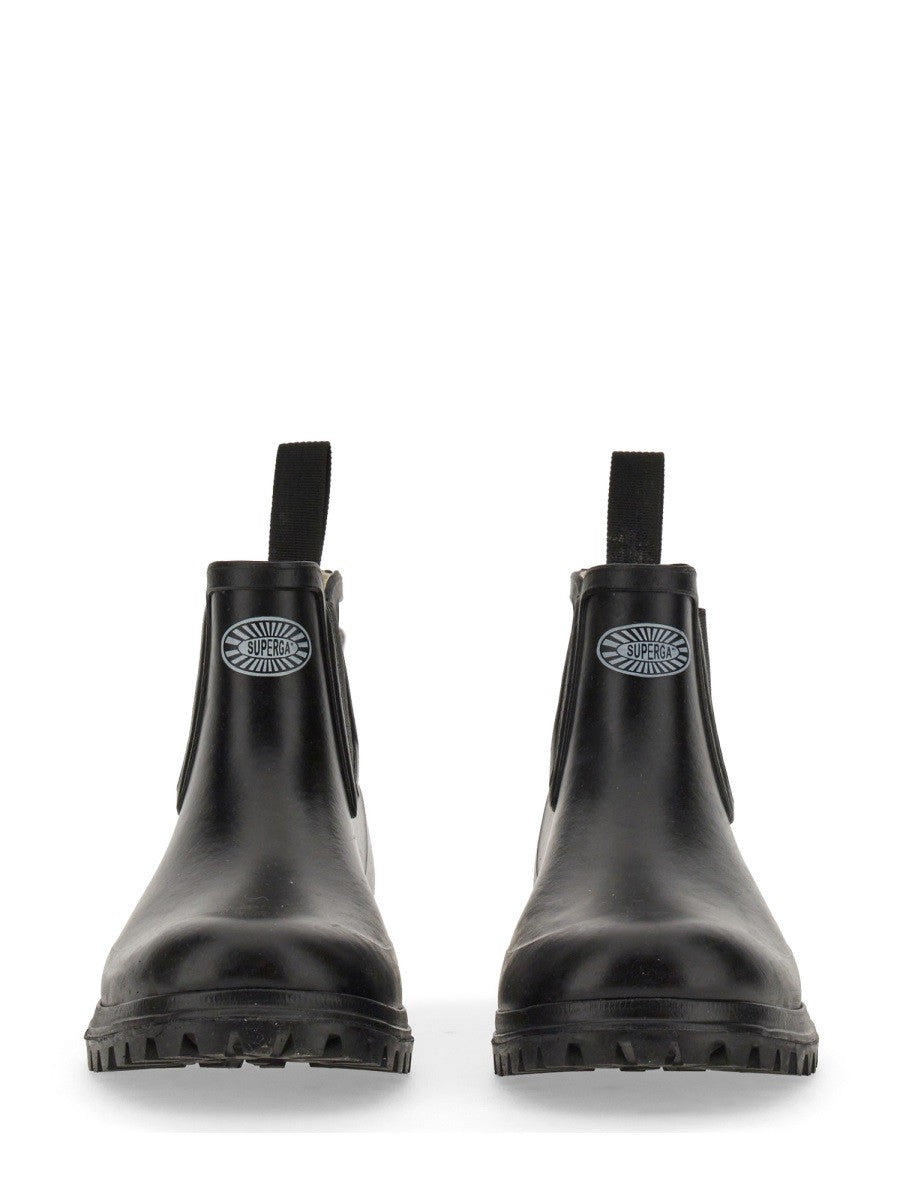 RUBBER BOOT