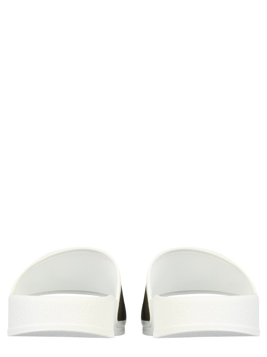 RUBBER SLIDE SANDALS | Basement 88