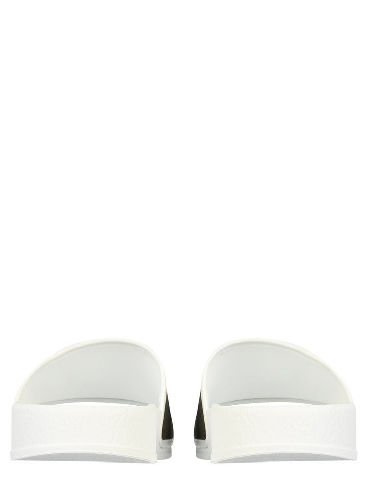 RUBBER SLIDE SANDALS | Basement 88