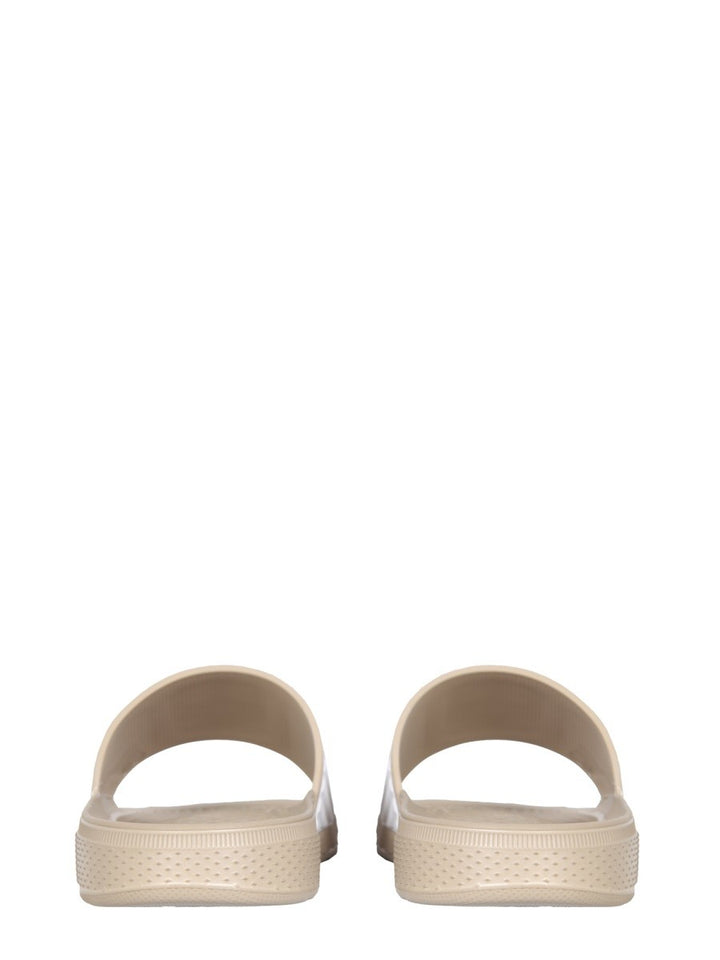 RUBBER SLIDE SANDALS | Basement 88