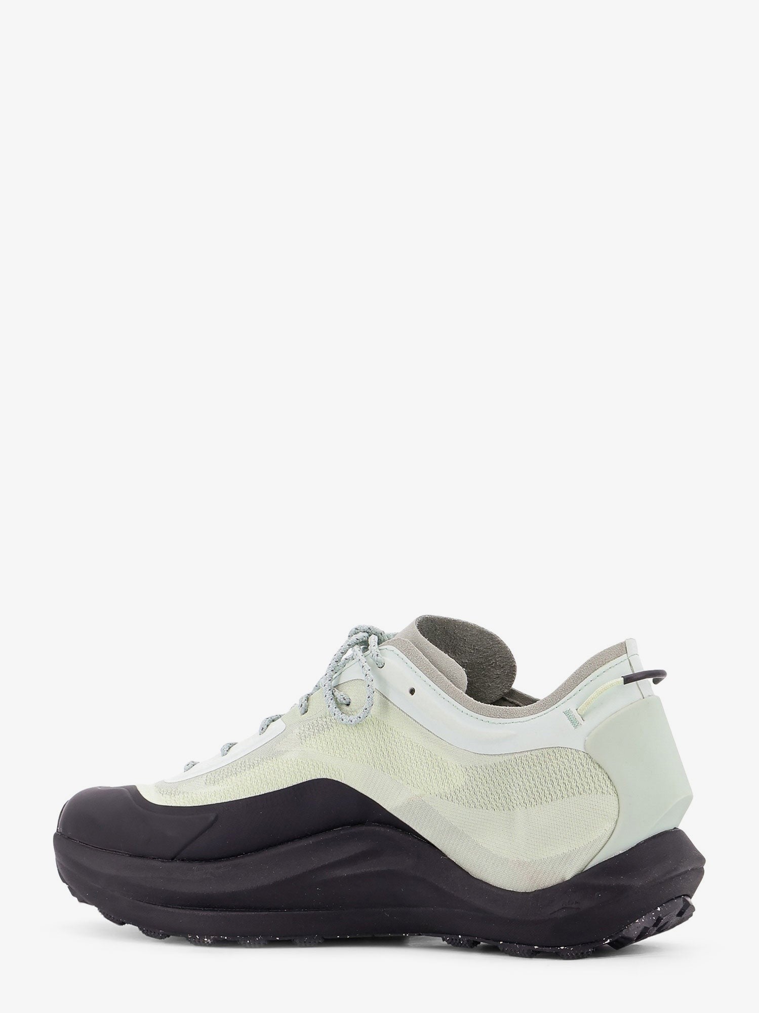 Baskets basses en nylon Sella