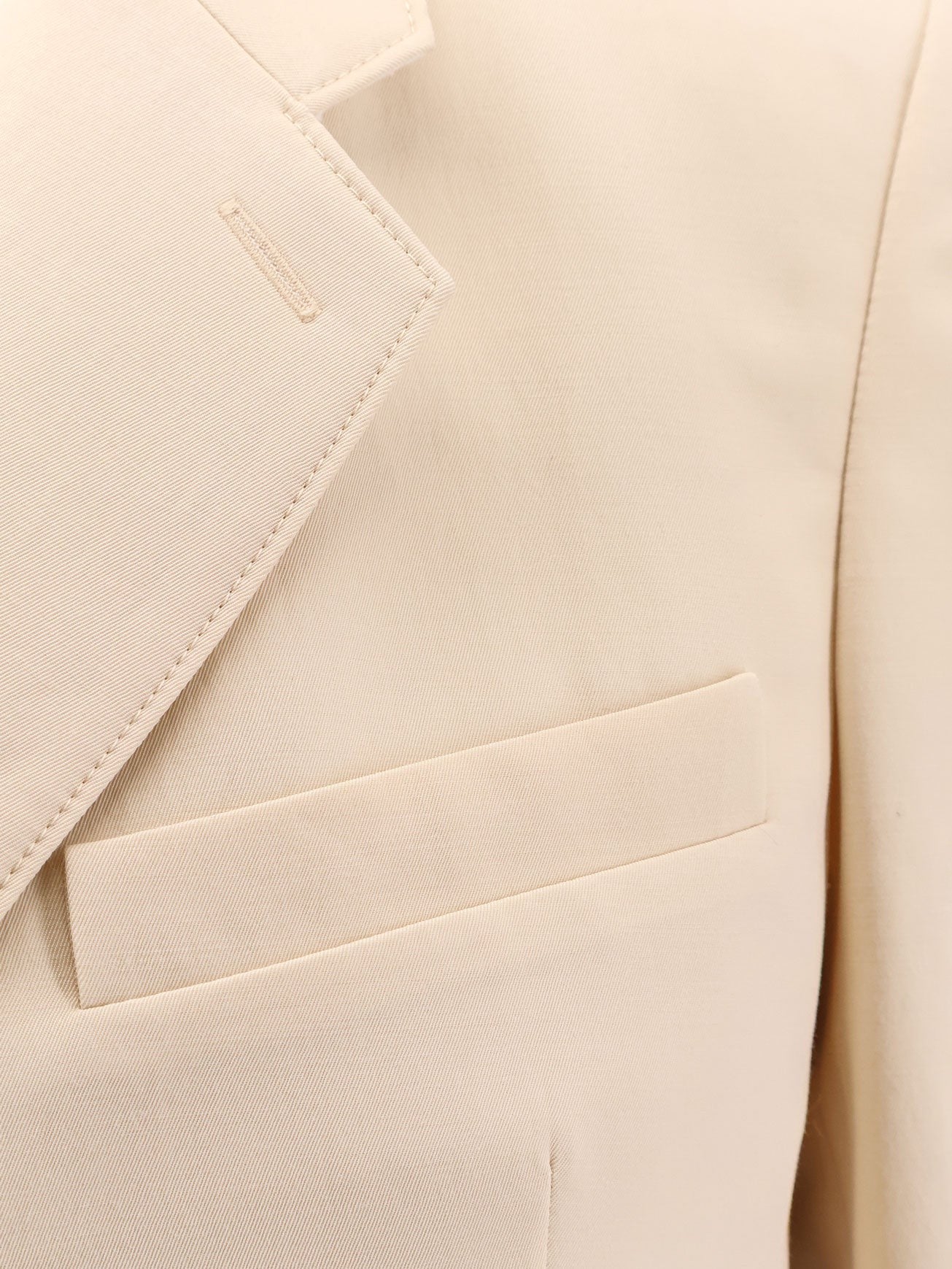 Blazer simple boutonnage en laine et viscose