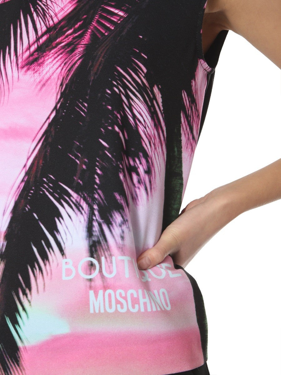 Round Neck Sleeveless Top