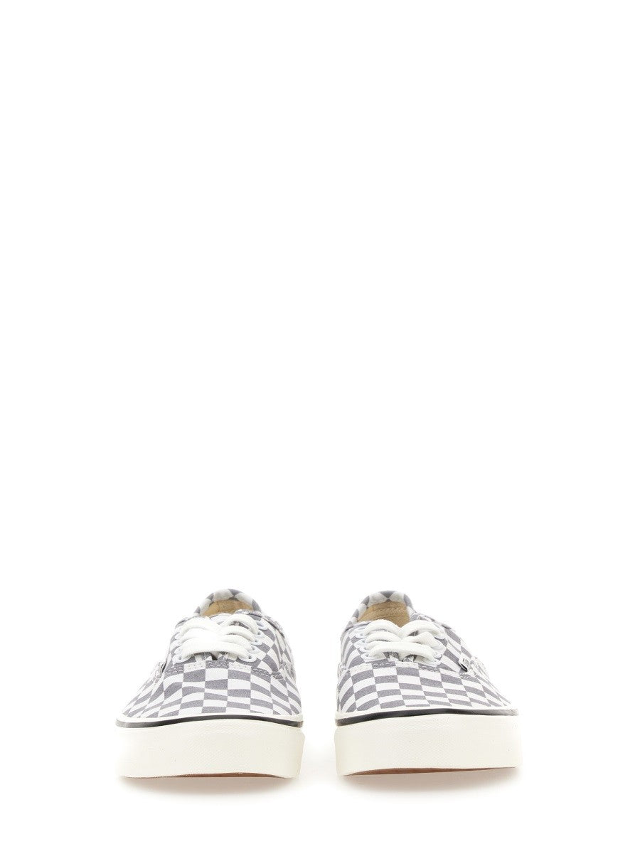 BASKETS AUTHENTIQUE 44 DX