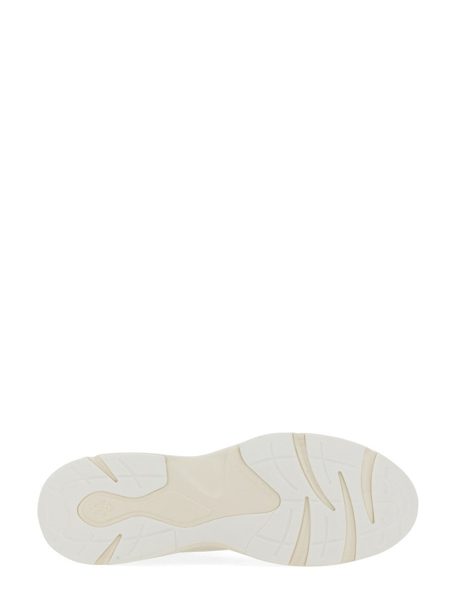 BASKETS AVEC LOGO