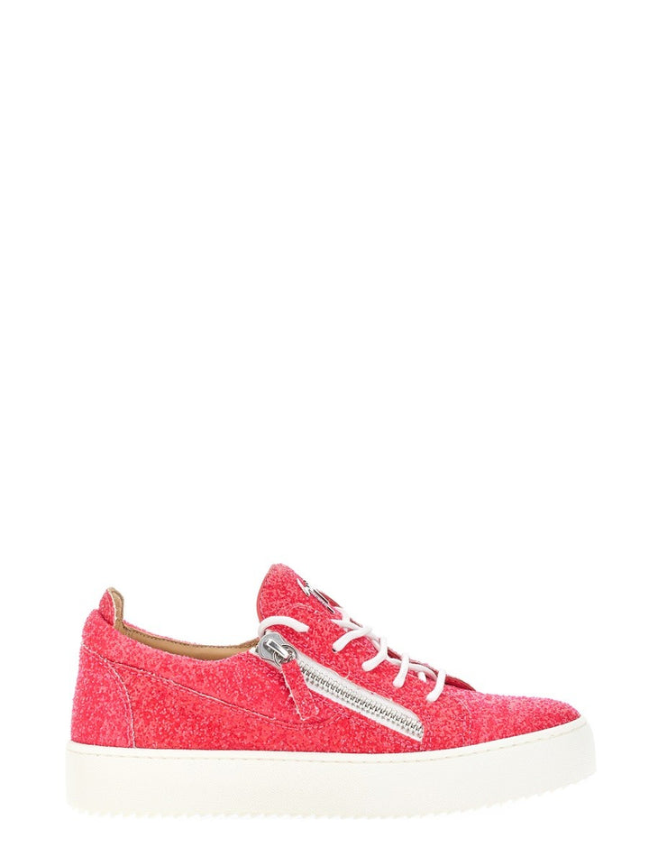 SNEAKER GAIL | Basement 88