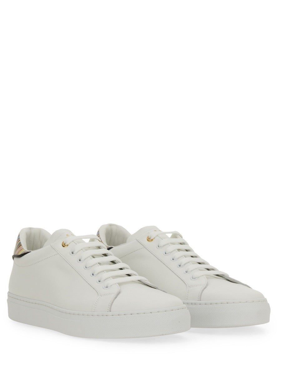 BASKETS EN PELLE