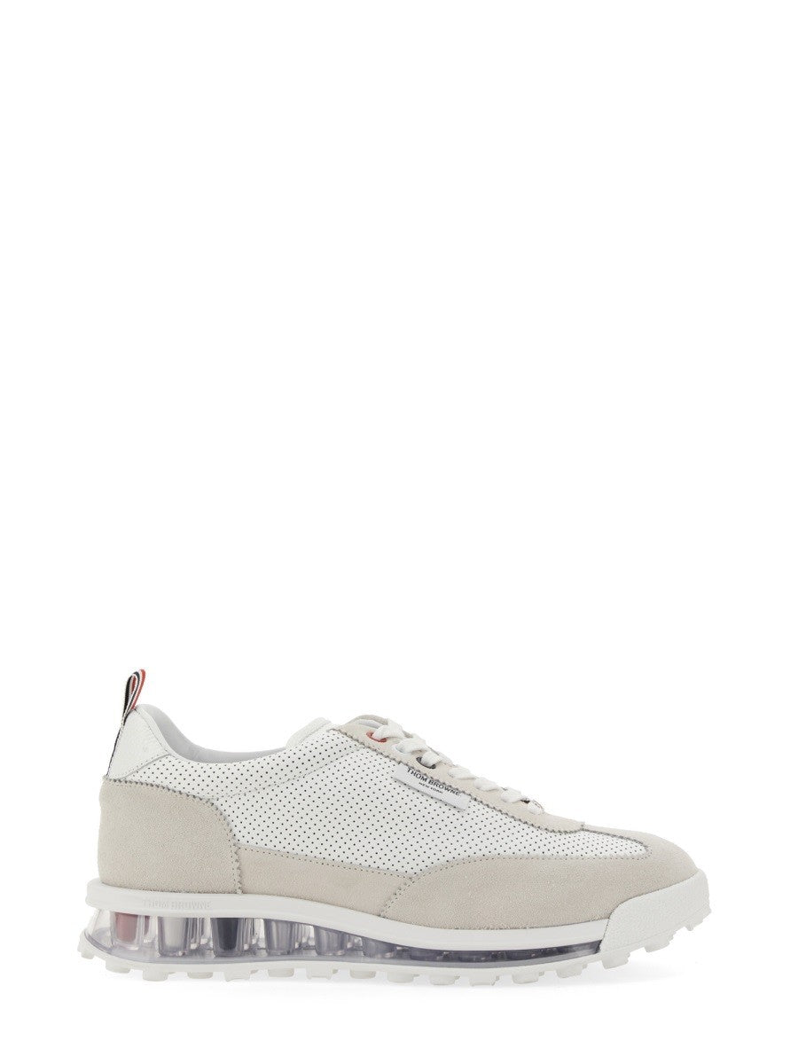 BASKETS TECH RUNNER