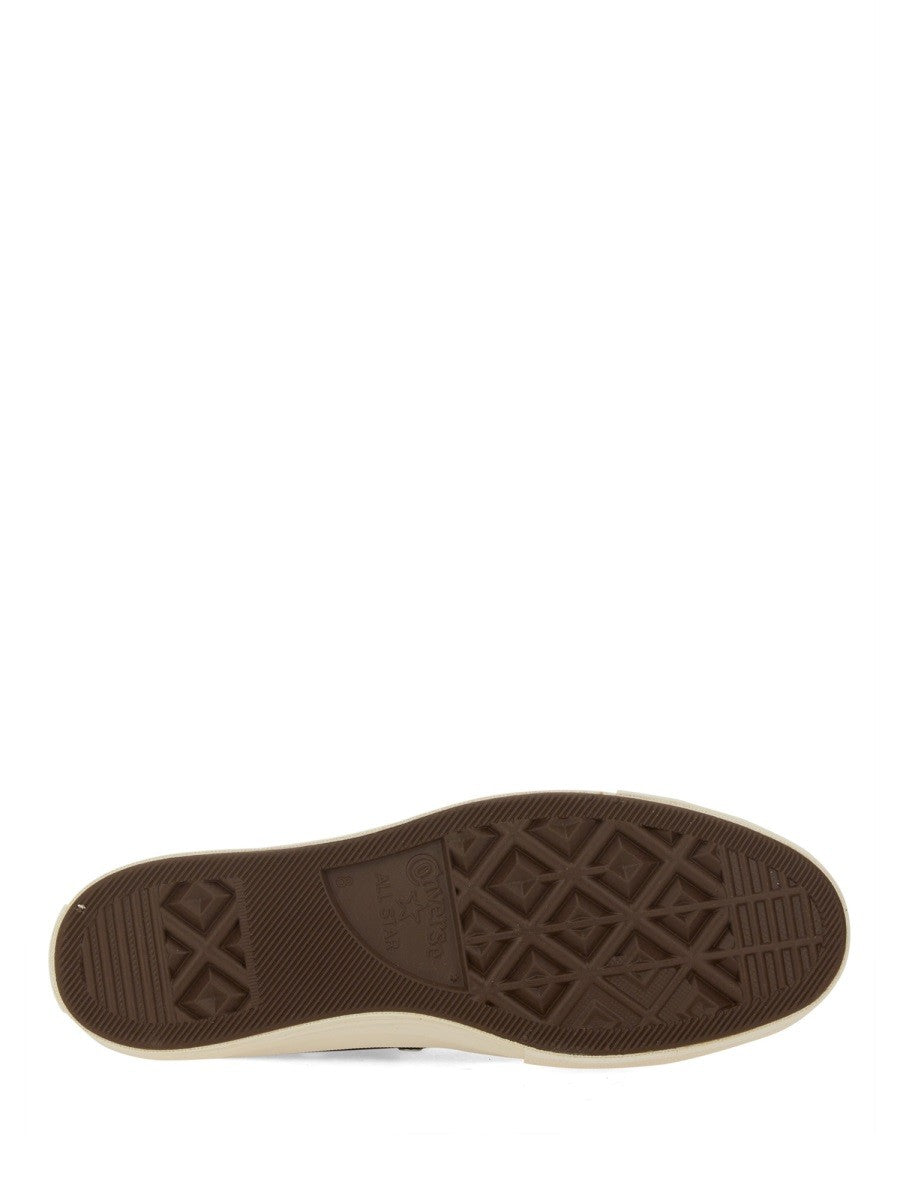 BASKETS AVEC LOGO
