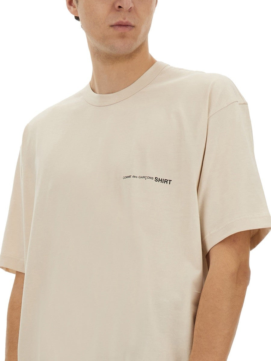 T-SHIRT WITH LOGO