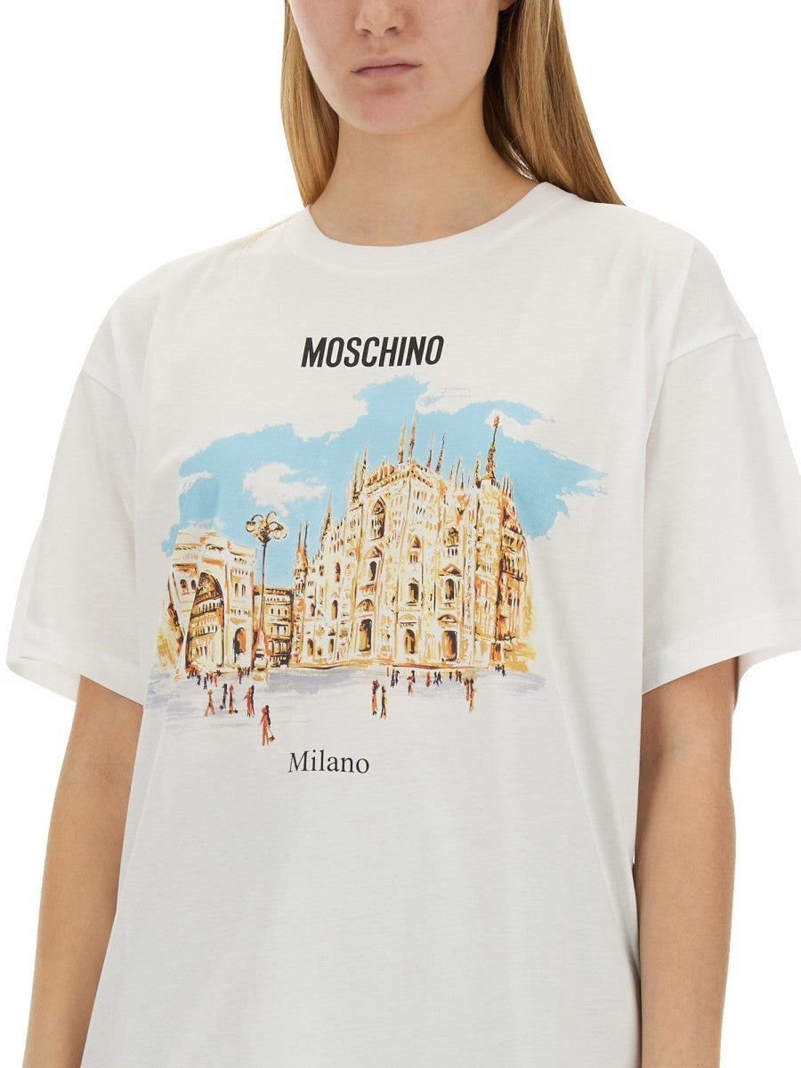 T-SHIRT WITH LOGO