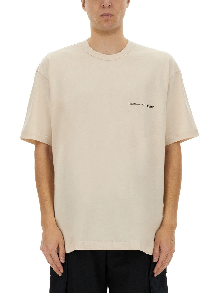 T-SHIRT WITH LOGO
