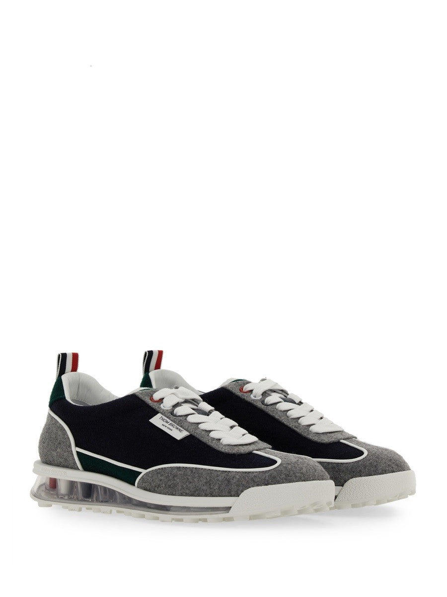 TECH RUNNER SNEAKER