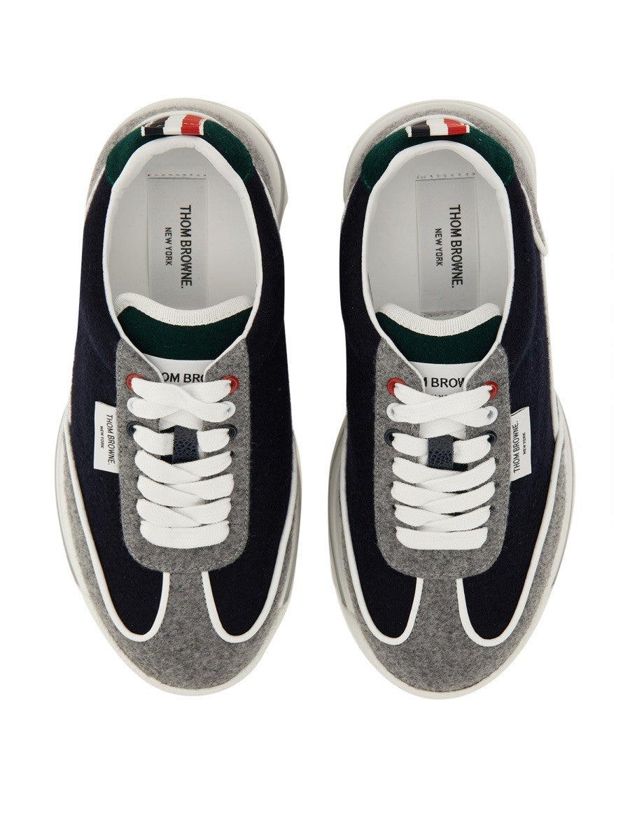 TECH RUNNER SNEAKER