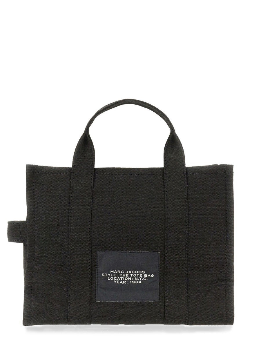 THE MEDIUM TOTE BAG