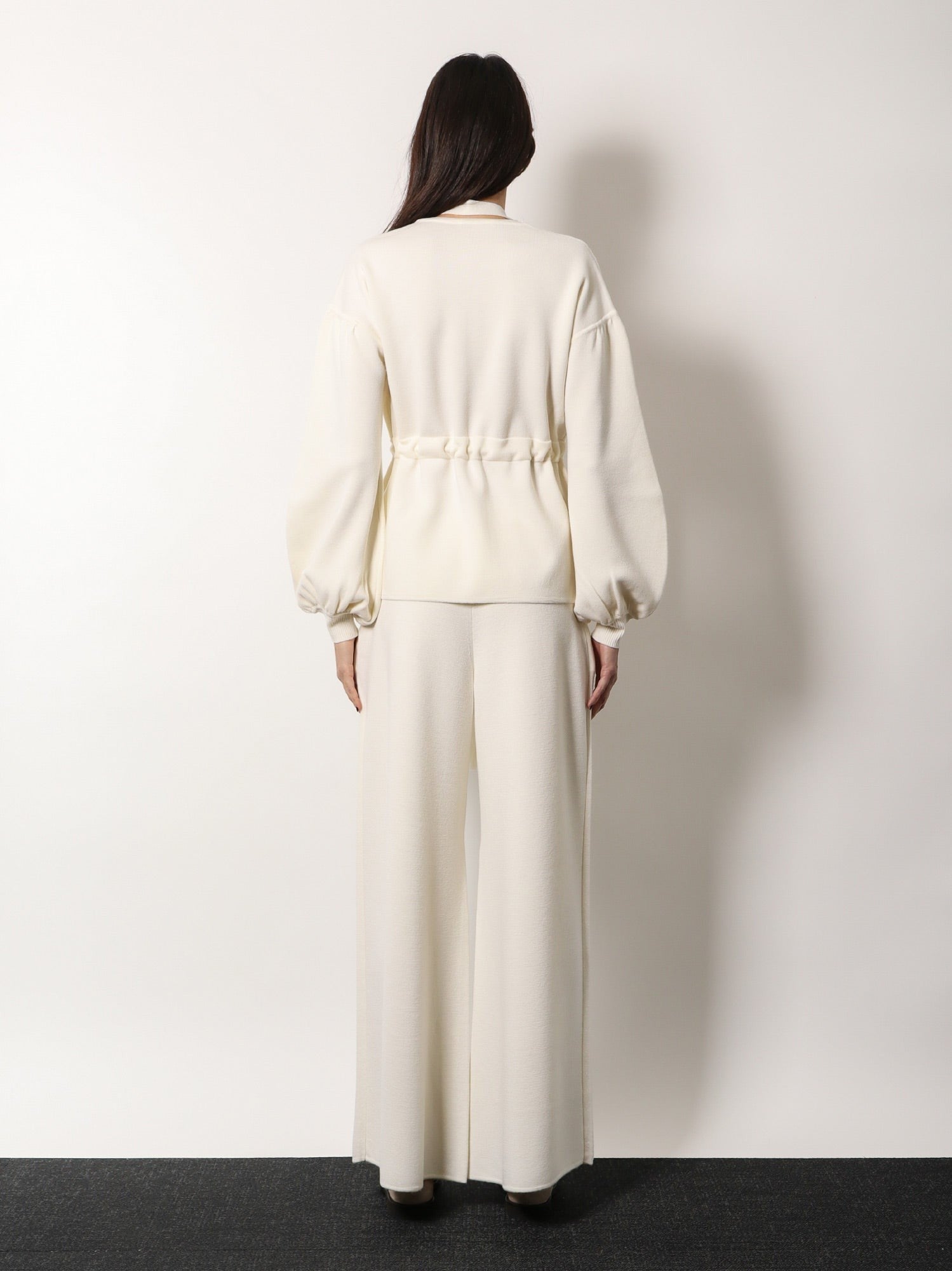 Cardigan en laine vierge Tiberio avec corde à la taille