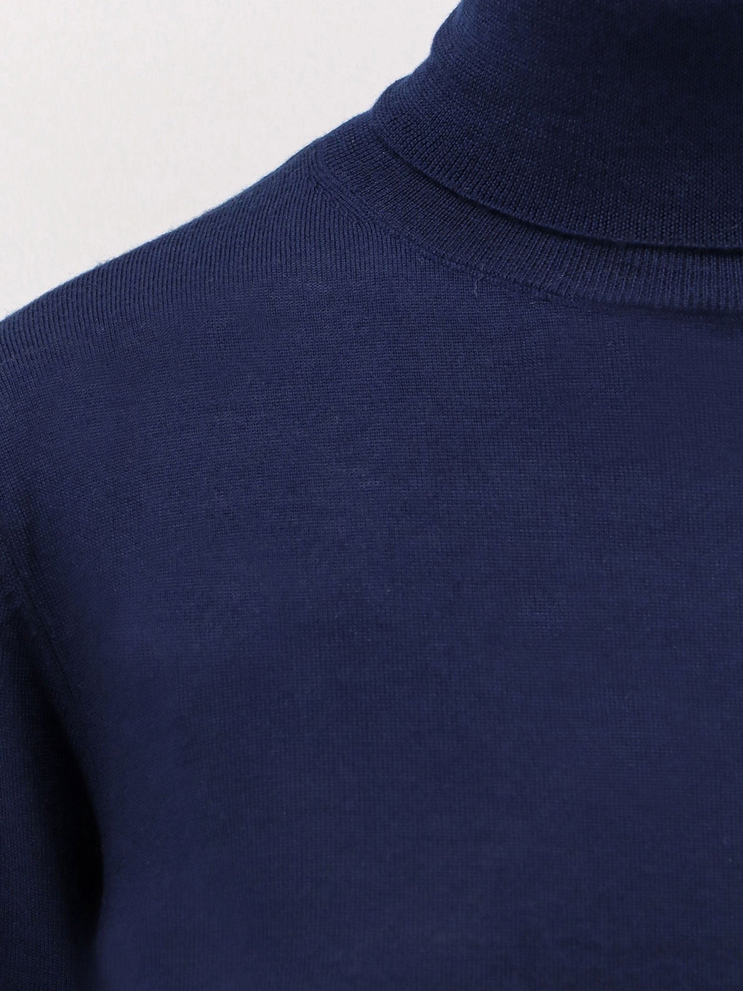 Virgin wool turtleneck sweater
